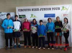 Nike Junior Tour - La Raqueta